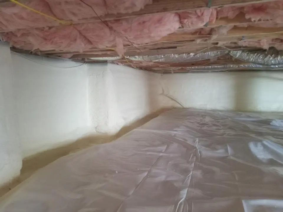 Crawl space encapsulation with closed-cell spray foam for Attic Insulation in Terrytown
